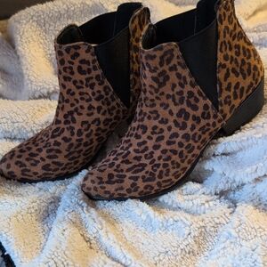 Esprit Brown Leopard Ankle Boots